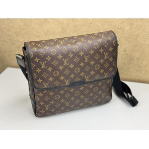 LOUIS VUITTON M40386 MACASSAR BASS GM